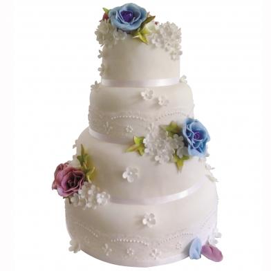 Сватбена торта с декорация Синчец
