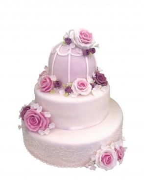 Сватбена торта с декорация Лила