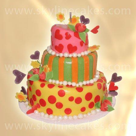 Многоцветна празнична торта