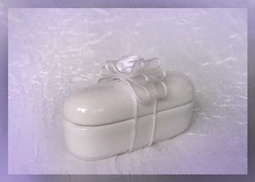 Сватбена бонбониера -  овал мини - сватбени подаръци