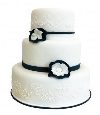 Сватбена торта с декорация Елегант