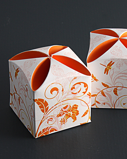 Кутийка за сватбено подаръче в оранжево