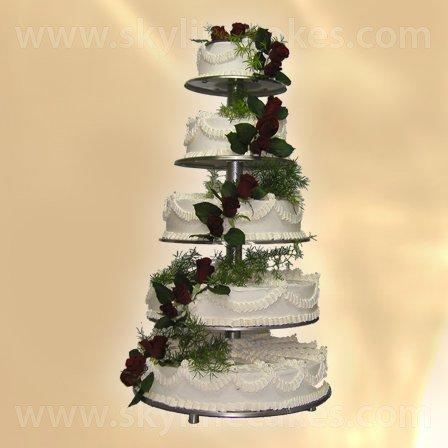Пететажна сватбена торта